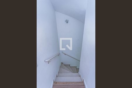 Escada de casa à venda com 3 quartos, 140m² em Vila Siqueira (Zona Norte), São Paulo