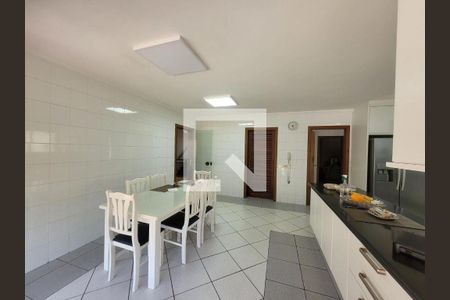 Casa à venda com 3 quartos, 620m² em Residencial Onze (Alphaville), Santana de Parnaíba