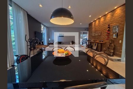 Casa à venda com 4 quartos, 274m² em Vila Mariana, São Paulo