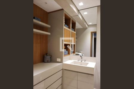 Apartamento à venda com 4 quartos, 253m² em Vila Regente Feijó, São Paulo