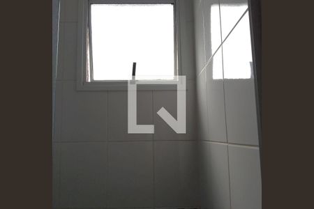 Banheiro de apartamento para alugar com 2 quartos, 53m² em Santa Terezinha, São Bernardo do Campo
