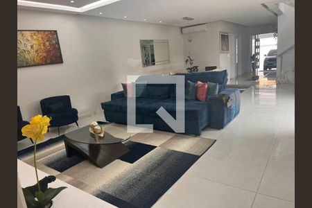 Casa à venda com 3 quartos, 390m² em Jardim Santa Helena, São Paulo