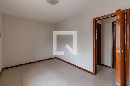 Quarto 1 de apartamento à venda com 2 quartos, 61m² em Cristal, Porto Alegre