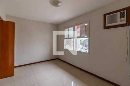 Quarto 1 de apartamento à venda com 2 quartos, 61m² em Cristal, Porto Alegre