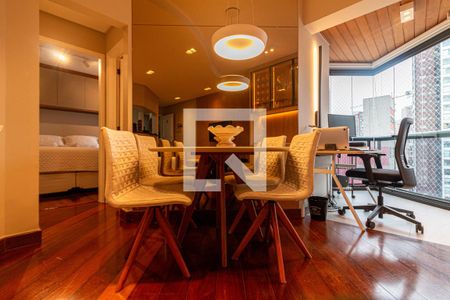 Sala de Jantar de apartamento à venda com 2 quartos, 58m² em Indianópolis, São Paulo