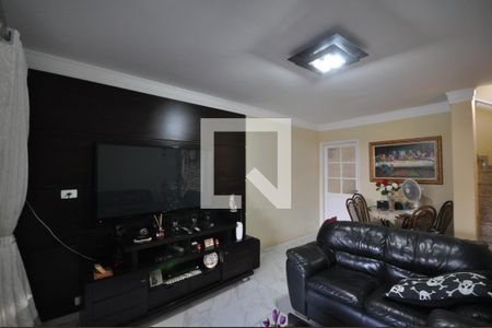 Sala de casa à venda com 3 quartos, 135m² em Parque Vitoria, São Paulo