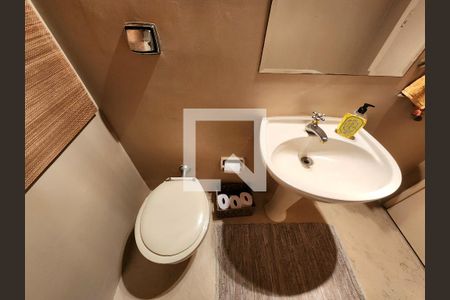 Lavabo de apartamento à venda com 3 quartos, 138m² em Itaim Bibi, São Paulo