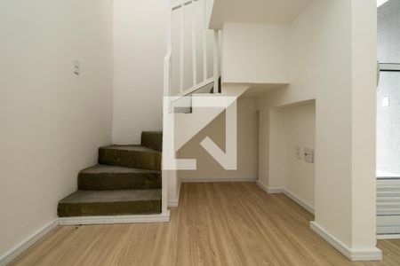 Sala/Cozinha de apartamento à venda com 1 quarto, 60m² em Vila Santa Clara, São Paulo