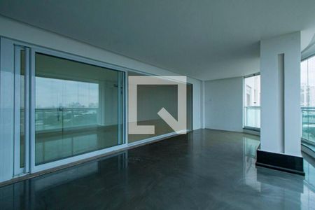 Apartamento à venda com 4 quartos, 241m² em Água Branca, São Paulo