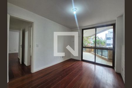 Suíte de apartamento para alugar com 2 quartos, 115m² em Recreio dos Bandeirantes, Rio de Janeiro