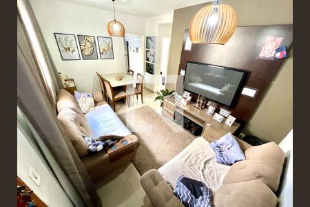 Sala de apartamento para alugar com 2 quartos, 49m² em Letícia, Belo Horizonte