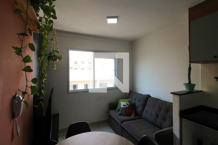 Sala de apartamento para alugar com 2 quartos, 35m² em Vila Ema, São Paulo