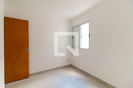 Quarto 2 de apartamento à venda com 2 quartos, 45m² em Parque Sonia, São Paulo