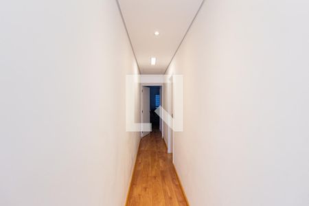 Corredor de casa à venda com 3 quartos, 180m² em Vila Osasco, Osasco