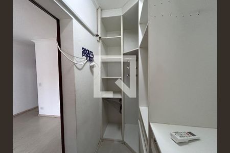 Closet da suíte de casa para alugar com 3 quartos, 175m² em Centro, Guarulhos