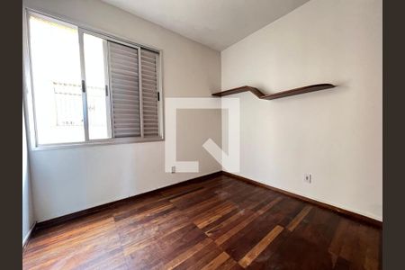 Apartamento à venda com 4 quartos, 205m² em Coração Eucarístico, Belo Horizonte