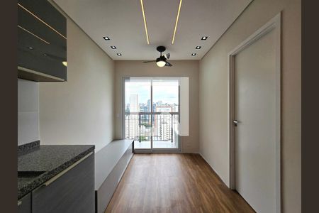 Sala/Cozinha de apartamento à venda com 1 quarto, 25m² em Vila Olímpia, São Paulo