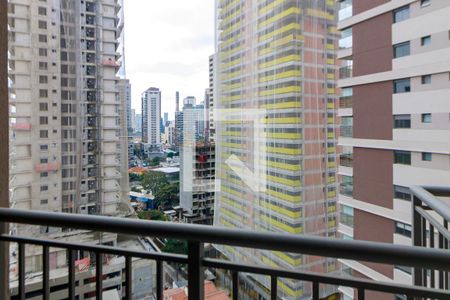 Studio - Varanda de kitnet/studio para alugar com 0 quarto, 23m² em Santo Amaro, São Paulo