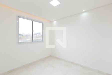 Quarto 1 de apartamento para alugar com 2 quartos, 42m² em Jardim Helian, São Paulo