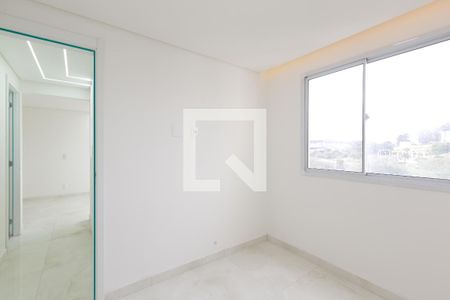 Quarto 1 de apartamento para alugar com 2 quartos, 42m² em Jardim Helian, São Paulo