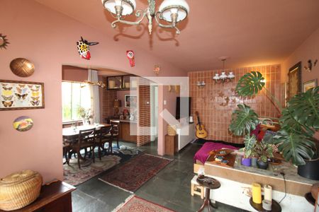 Sala de casa à venda com 4 quartos, 242m² em Jardim São Paulo, São Paulo