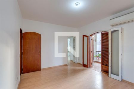 Casa à venda com 4 quartos, 230m² em Brooklin, São Paulo