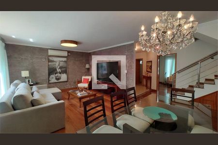 Casa à venda com 4 quartos, 260m² em Indianópolis, São Paulo