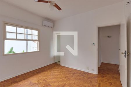 Casa à venda com 3 quartos, 170m² em Vila Cordeiro, São Paulo