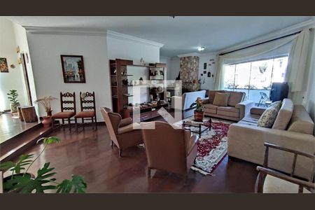 Casa à venda com 4 quartos, 500m² em Interlagos, São Paulo