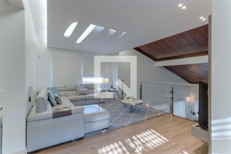 Casa à venda com 5 quartos, 350m² em Chácara Monte Alegre, São Paulo