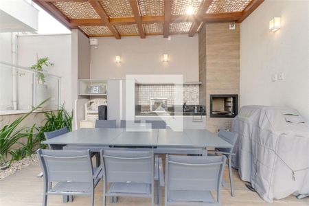 Casa à venda com 5 quartos, 350m² em Chácara Monte Alegre, São Paulo