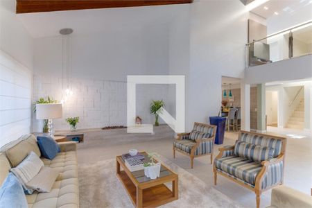 Casa à venda com 5 quartos, 350m² em Chácara Monte Alegre, São Paulo