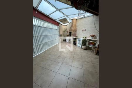 Casa à venda com 3 quartos, 187m² em Vila Metalúrgica, Santo André