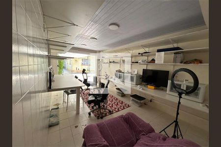 Casa à venda com 3 quartos, 400m² em Campo Belo, São Paulo