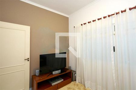 Casa à venda com 4 quartos, 214m² em Campo Belo, São Paulo