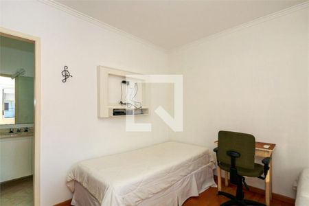 Casa à venda com 4 quartos, 214m² em Campo Belo, São Paulo