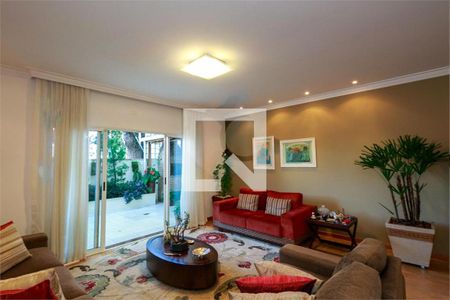 Casa à venda com 4 quartos, 214m² em Campo Belo, São Paulo