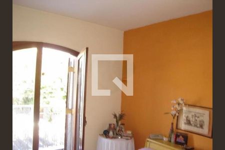 Casa à venda com 3 quartos, 152m² em Cidade dos Bandeirantes, São Paulo