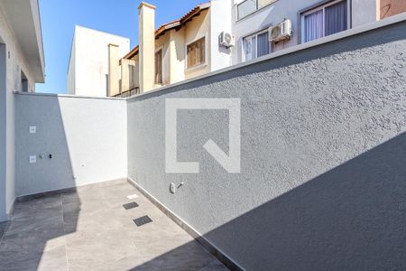 Quintal de casa à venda com 2 quartos, 66m² em Hípica, Porto Alegre