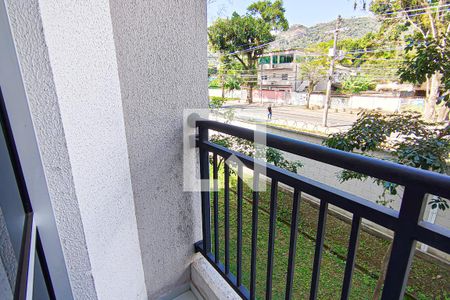 Sala de apartamento para alugar com 2 quartos, 45m² em Taquara, Rio de Janeiro