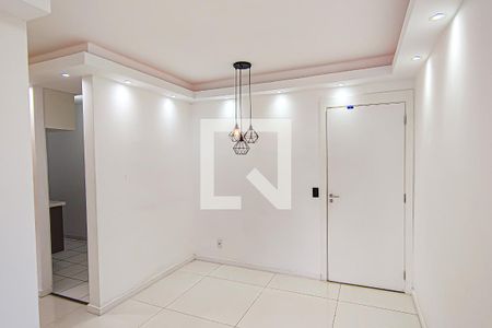 Sala de apartamento para alugar com 2 quartos, 45m² em Taquara, Rio de Janeiro
