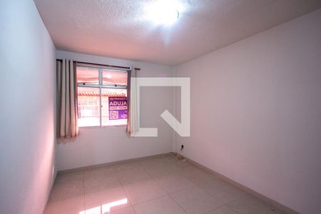 Sala de apartamento para alugar com 2 quartos, 53m² em Alcantara, São Gonçalo