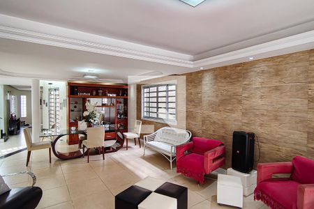Sala de casa de condomínio à venda com 5 quartos, 563m² em Pechincha, Rio de Janeiro