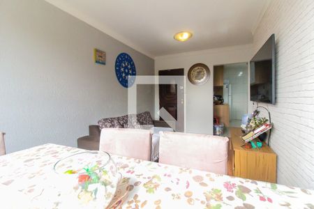 Sala de apartamento à venda com 2 quartos, 58m² em Vila Carmosina, São Paulo