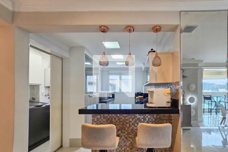 Cozinha de apartamento para alugar com 2 quartos, 196m² em Jardim Las Palmas, Guarujá