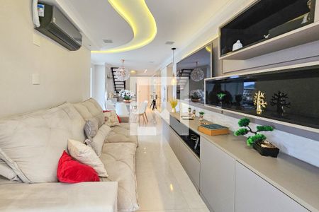 Sala de apartamento para alugar com 2 quartos, 196m² em Jardim Las Palmas, Guarujá
