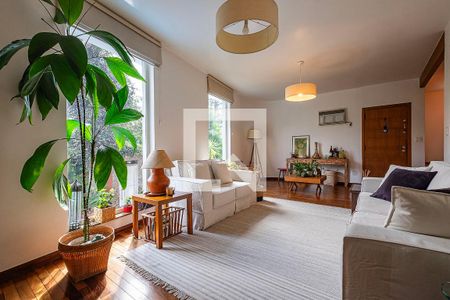 Sala de casa à venda com 3 quartos, 232m² em Pinheiros, São Paulo