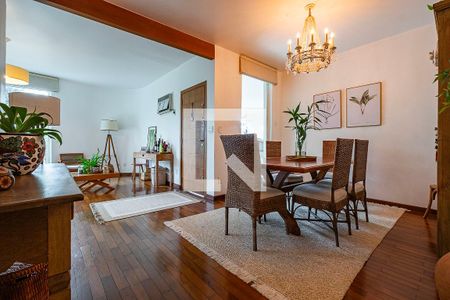 Sala de casa à venda com 3 quartos, 232m² em Pinheiros, São Paulo