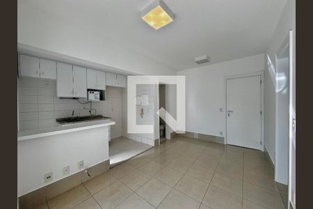 Sala de apartamento para alugar com 1 quarto, 48m² em Jardim Aeroporto, São Paulo