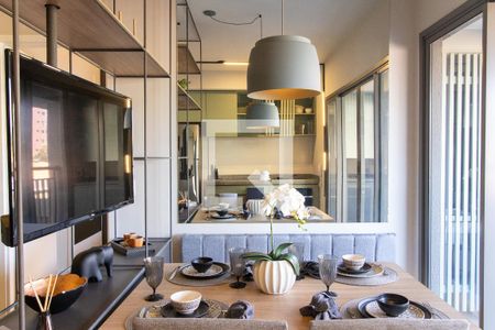 Sala/Cozinha de apartamento à venda com 1 quarto, 43m² em Cambuí, Campinas